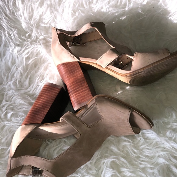 Wedge heel size 9 - Picture 2 of 6